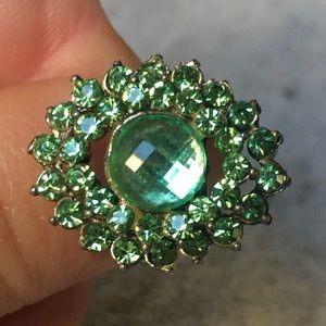 Glittering Green Ring 💚 Costume Statement Adjustable Jewelry Rhinestones